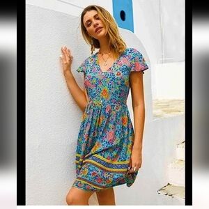 NWT Kirundo Vibrant Floral V-Neck Mini Dress